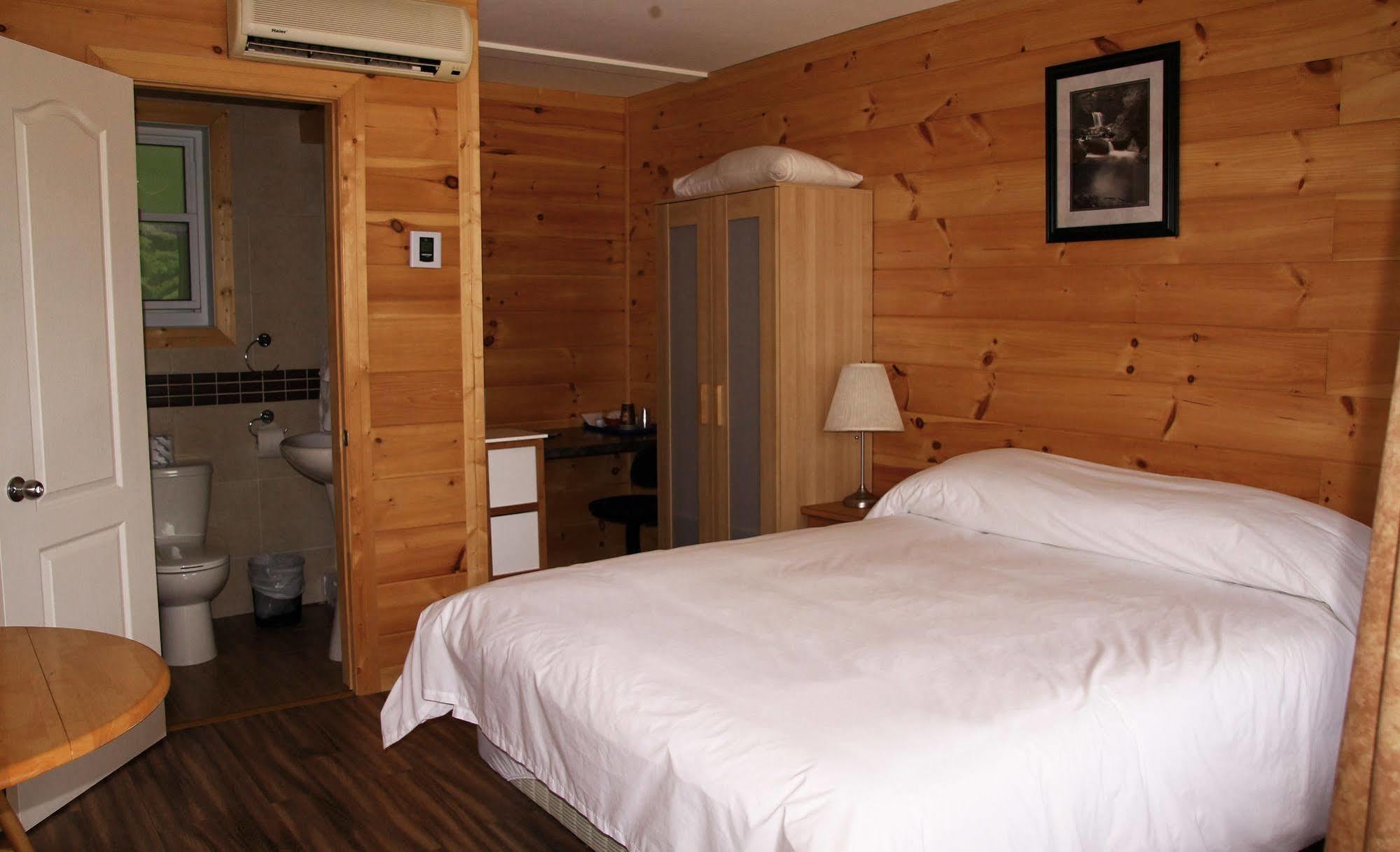 Motel 149 Mont-Tremblant Exteriör bild
